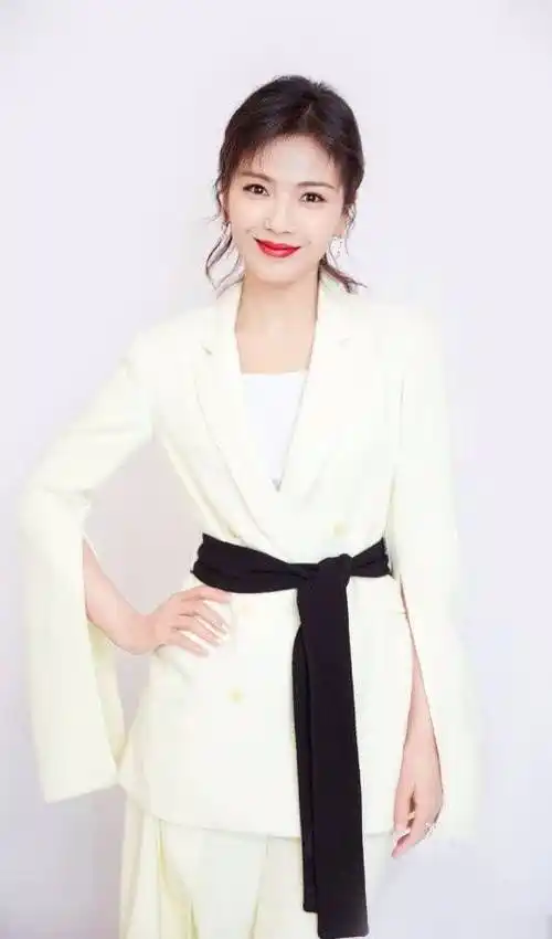 刘涛(tamia),1978年7月12日出生于江西省南昌市西湖区,毕业于广东外语