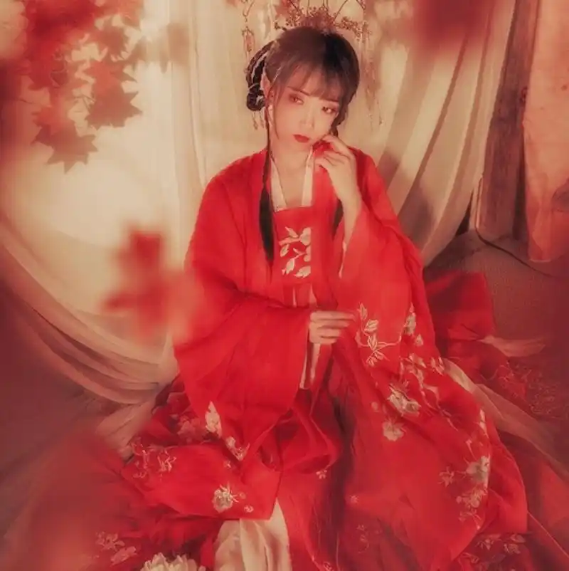 野洵 古风女喜收藏 禁二传一袭红衣霂倾城 公子一见误终身.