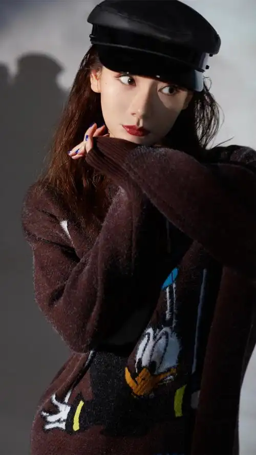 戚薇时尚写真图片手机壁纸