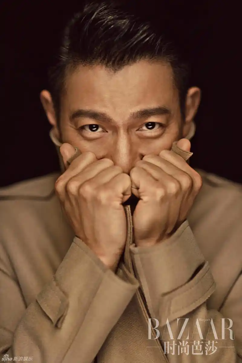 刘德华李宇春拍大片时代偶像演绎流金岁月图