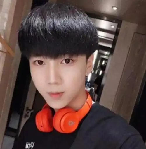 男士蘑菇头怎么留?-好发型