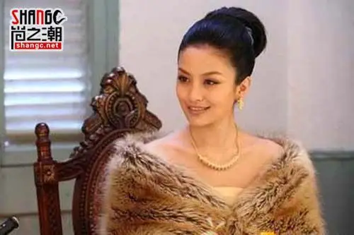 钟汉良老婆谢易桦身份曝光谢易桦个人资料家庭背景大揭秘