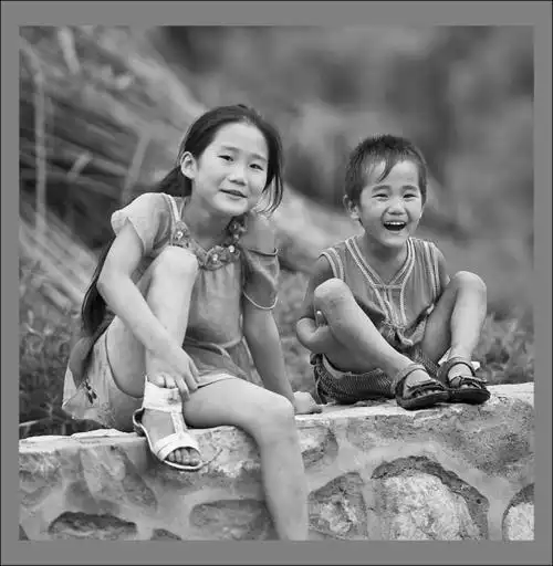 乡下采风--小姐弟俩