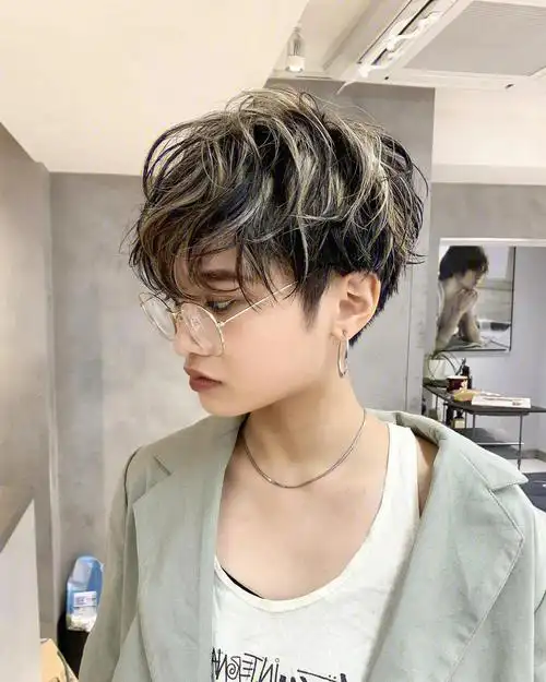 y2k染发短发这样挑染太酷了