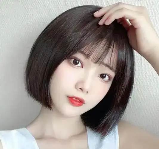 韩国女士短发发型,bobo发型减龄显年轻_波波头_女生发型大全