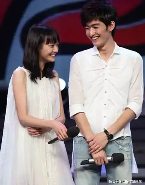 曾日赚208万,今却无力执行罚款,郑爽的热搜是愚人节最大的笑话_胡彦斌