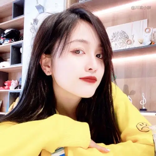 吴宣仪头像.拿图dd.