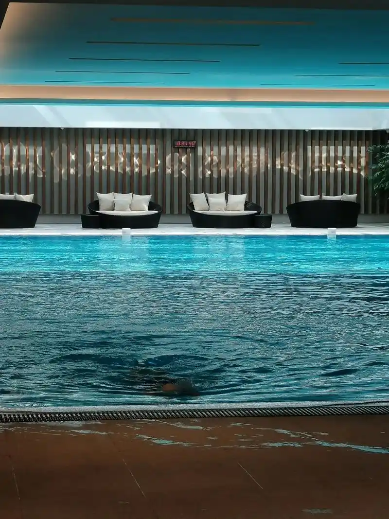 最美的海景自带4000平健身房恒温泳池油画空间你想要的这里都有脚下就