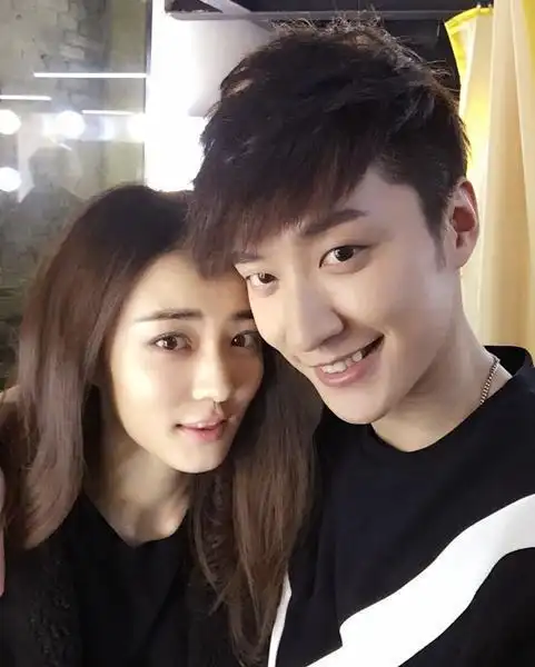 "我们相爱吧":石榴夫妇闹分手 乔任梁现任女友是谁