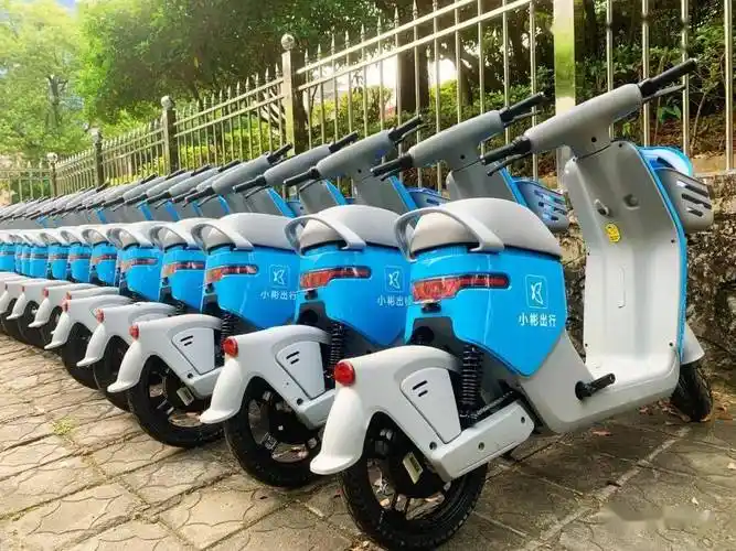 高州发现一批带头盔的共享电车刚落地就引骂咩回事