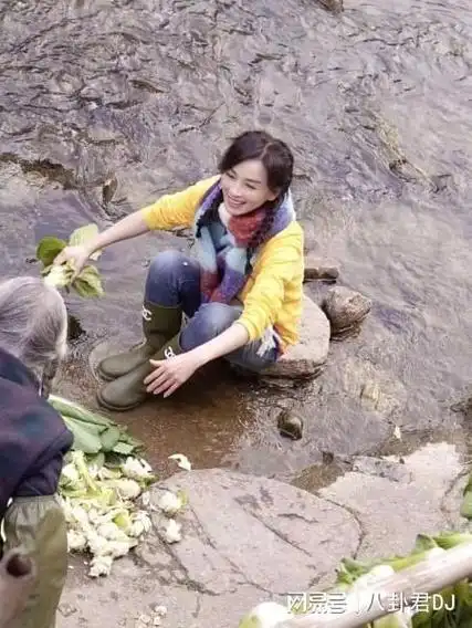 张庭社牛属性曝光,令人大开眼界~|知名演员_网易订阅