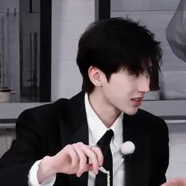 qq头像蔡徐坤高清好看的蔡徐坤头像帅气图片