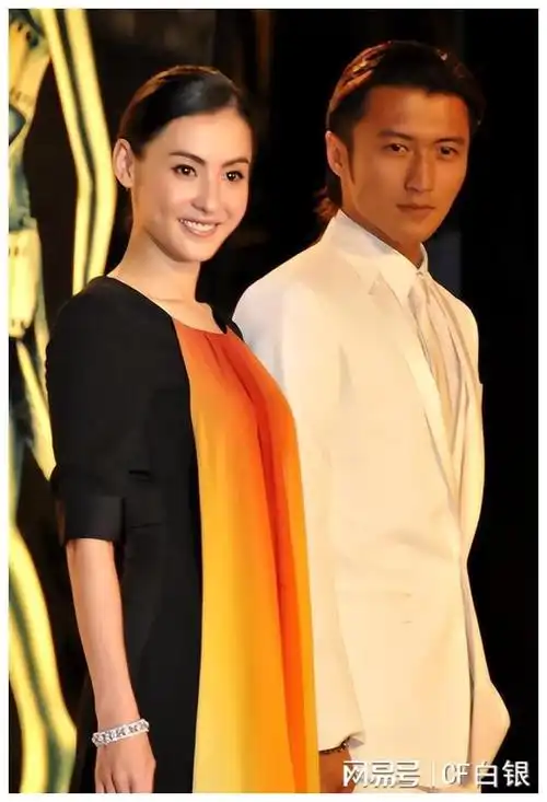 机关算尽终成空!谢霆锋扯下老爹的遮羞布,他已对张柏芝恨之入骨