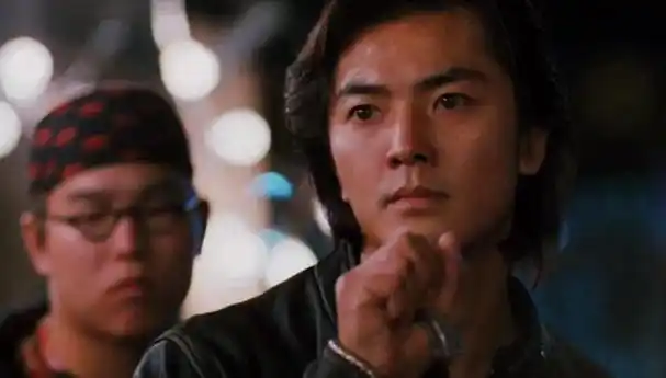 重返故土!郑伊健惊艳亮相,感动不已!