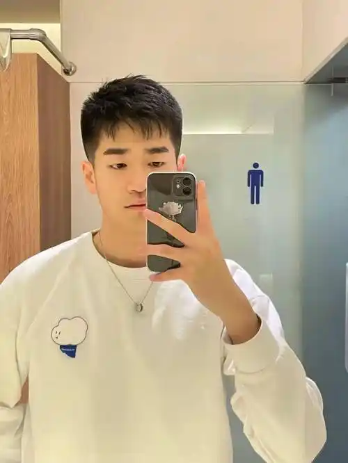 男生必入!9款阳光易打理的4cm短发!_发型_侵权_识别