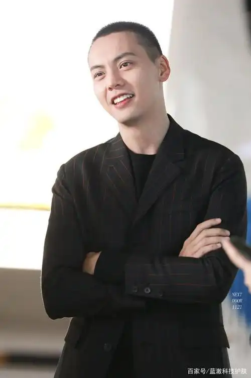 寸头c位出道,男神们在线验证能驾驭寸头的都是帅哥!