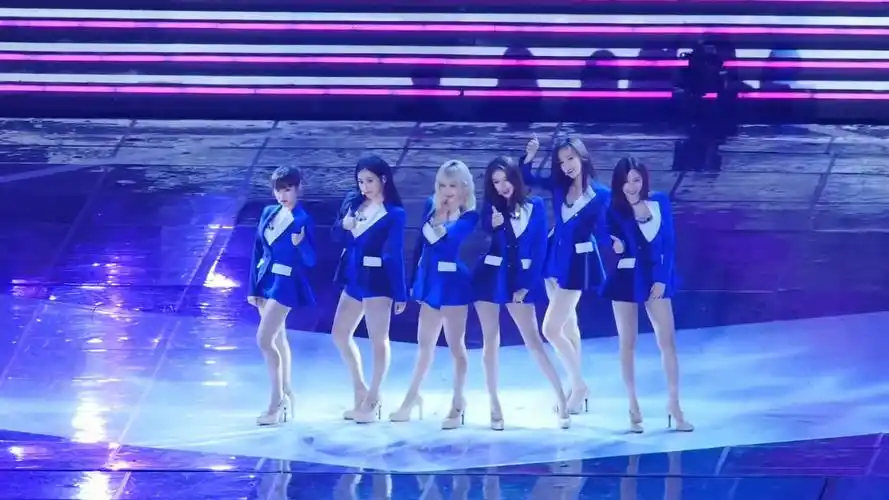 韩国女团t-ara,小姐姐跳舞真棒,舞姿很撩人