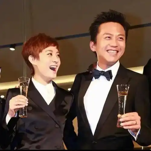 娱乐圈无绯闻,会赚钱,又体贴,又温柔好丈夫之陆毅,邓超