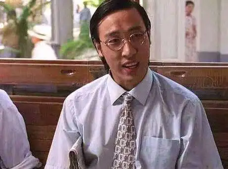 "金丝眼镜"嫌弃周星驰,你不给我演好人,那我就把自己写成"神"