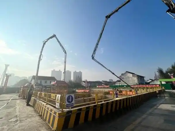 此前,小嘉报道了市域铁路嘉闵线3标项目嘉戬公路站围护结构—112幅