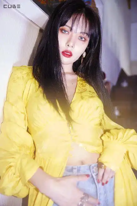 泫雅最新ck广告换sei能hold得住