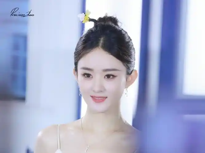 下辈子想用这张脸活一次#赵丽颖丸子头簪发