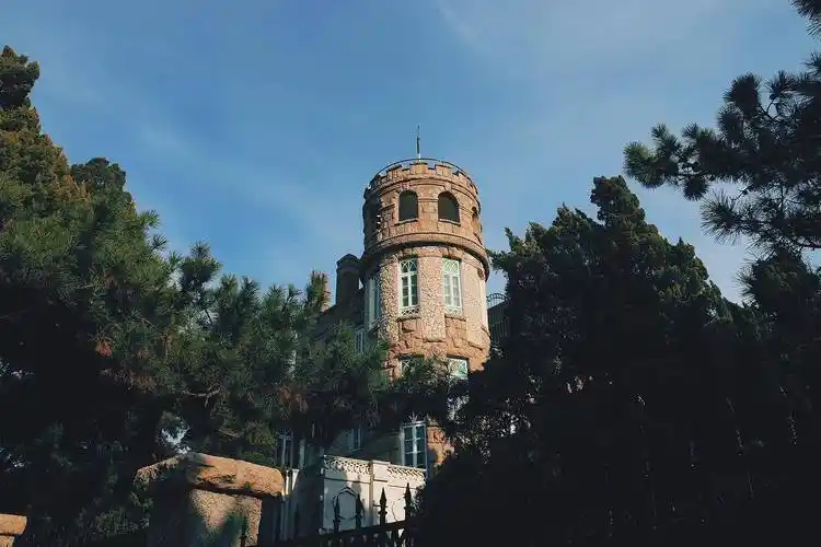 青岛游玩五天花费多少八大关5日游价格多少景点路线费用