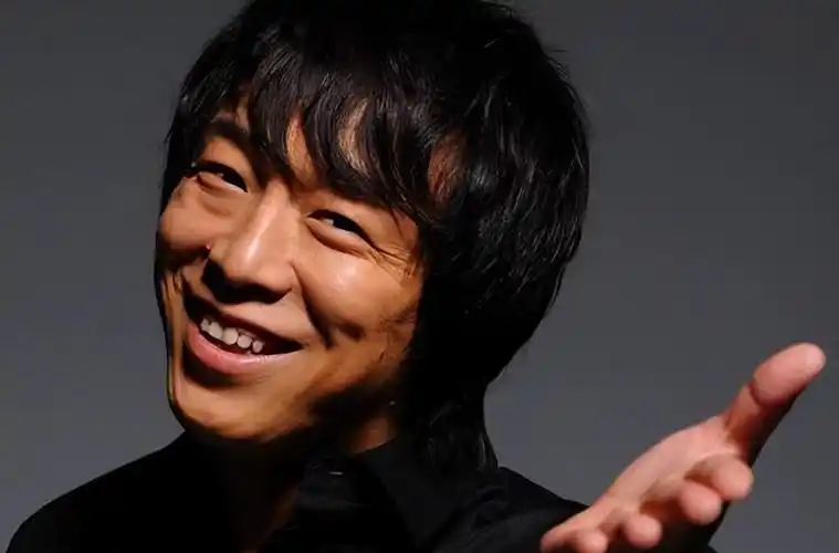 《上车,走吧》是一部由管虎执导,黄渤和陈宁领衔主演的电影,真实展现