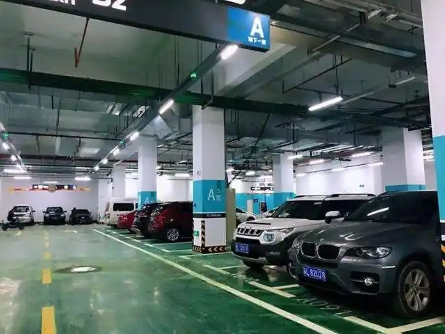 在汉中的地下停车场,你能否准确找见你的爱车?