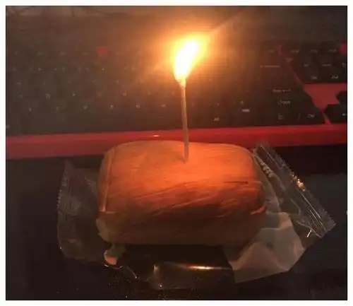穷人的生日蛋糕,有对比才有伤害,网友这款,赢得掌声雷鸣