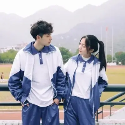 千鹤/校园校服狗头/用我三世烟火换你一世_情侣头像_我要个性网