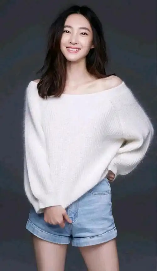 勇敢做自己,星跳跃的"素颜女神"王丽坤;不想被定义的女人