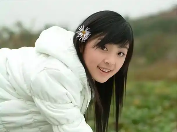 6位超女现状李宇春患病张靓颖被骗6亿有人求上浪姐无人理