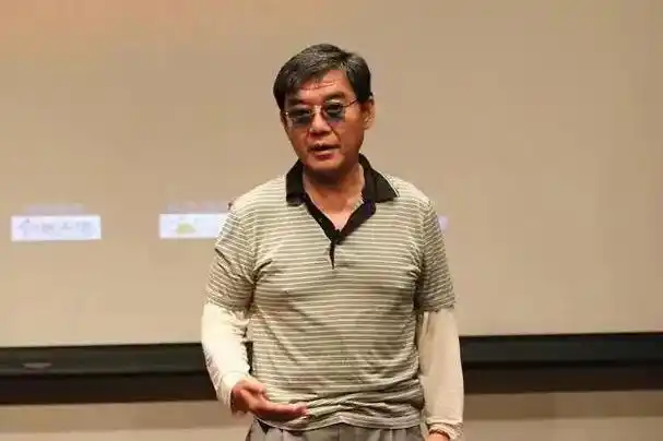 李立群,相信大家都知道,一位出生在中国台湾的实力派演员.
