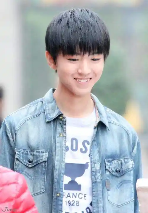 00后最喜欢的几款男神发型,却让90后直呼:太娘!