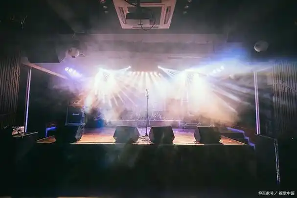 livehouse和酒吧的区别