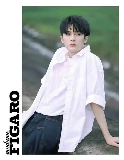 figaro衣橱##春夏少年感白衬衫