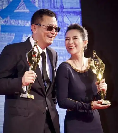 出现在名人榜上,而范胖胖,杨幂,孙俪,杨颖,赵丽颖等人取代了她的位置