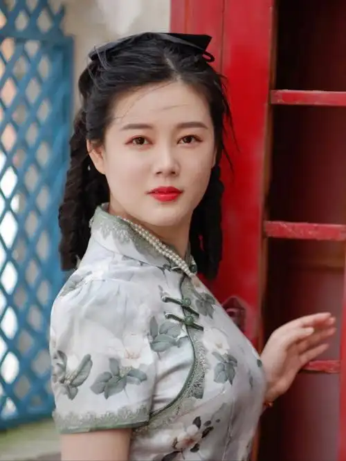 中秋嵊泗岛拍照白秀珠民国小姐旗袍照