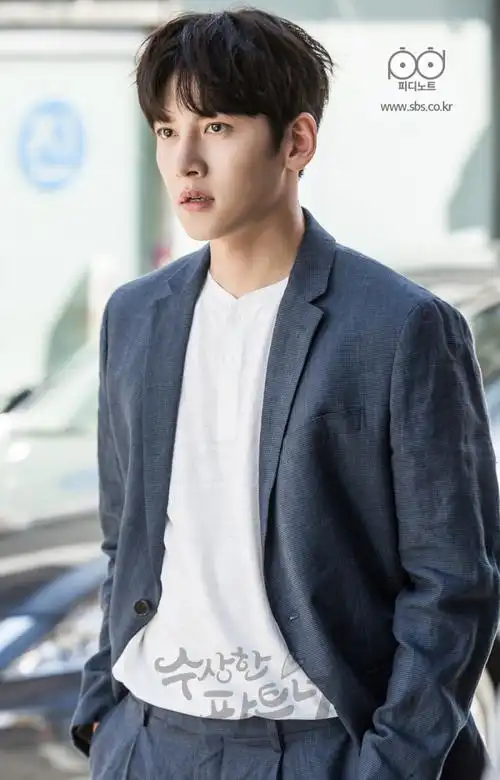 奇怪的搭档# 池昌旭 剧照