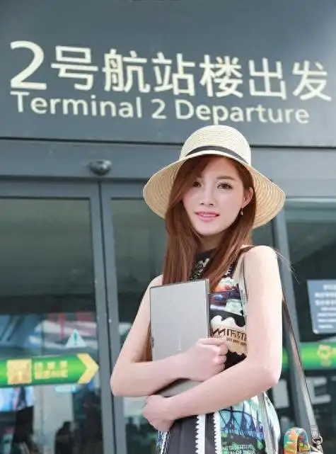 祁隆与乐凡离婚后第一次连麦唱了一首情歌网友还是原配好啊