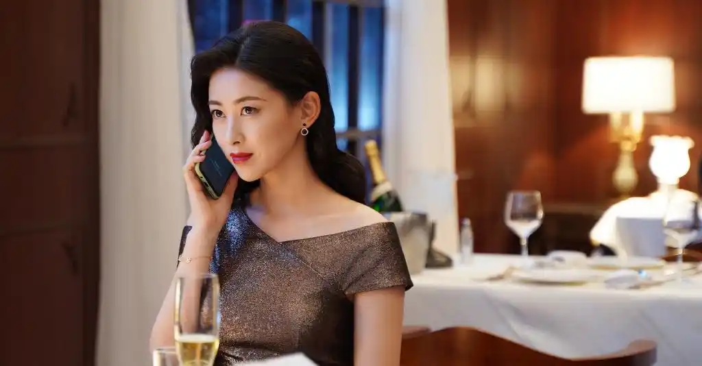 朱珠《精英律师》剧照图片_明星_美桌网