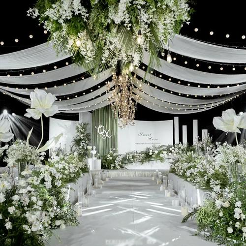 吊顶布酒店布置装饰布婚庆道具布幔弹力布吊顶纱幔婚礼牛奶丝韩式