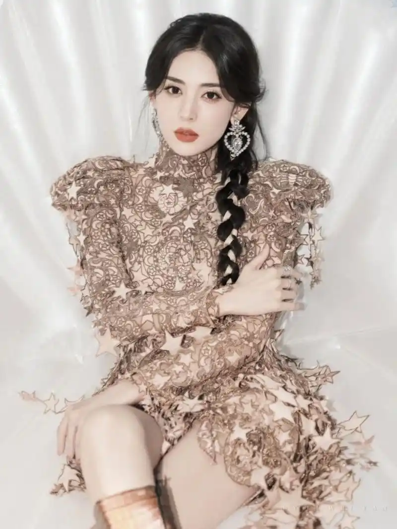 古力娜扎甜美迷人写真