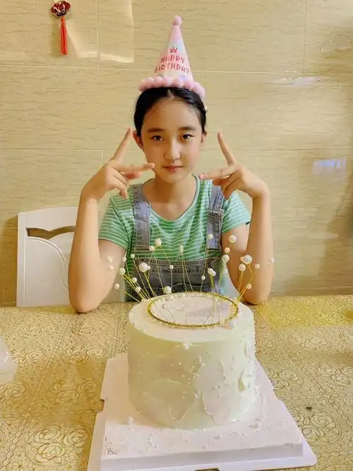我的小女孩11岁啦! 一岁一礼,一寸欢喜. 愿 - 抖音