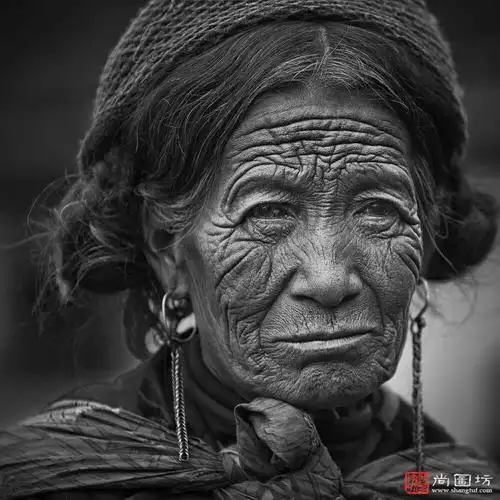 林建华-山那边的人004