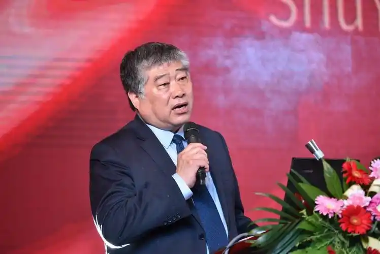 漱玉平民大药房连锁股份有限公司董事长李文杰先生总结发言十六年