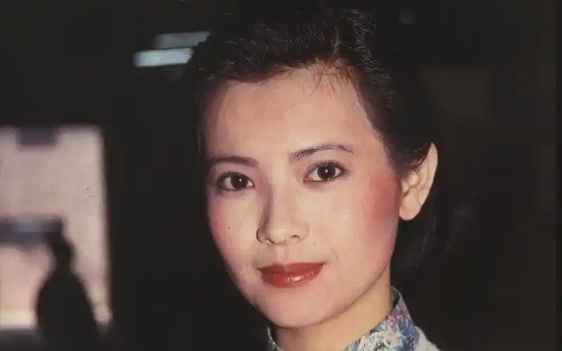 从靓绝五台山到"香港四大癫王之一",蓝洁瑛到底经历了什么!