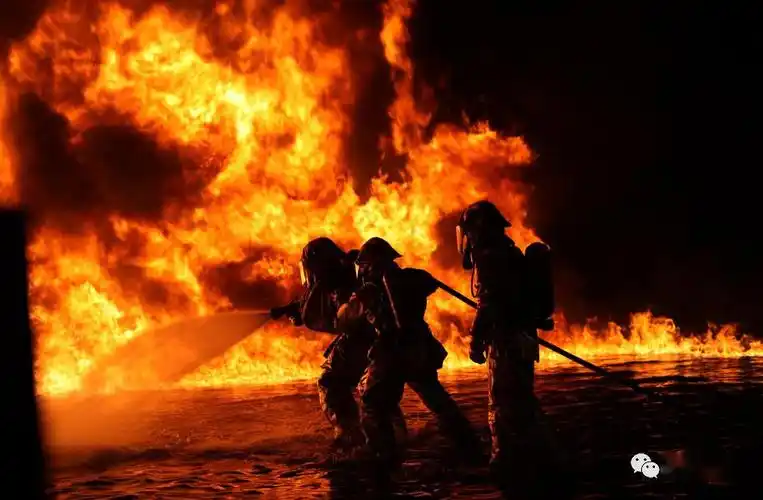 切勿"惹火"上身…_火源