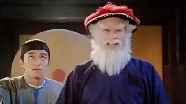 鳌拜手握重兵推翻康熙易如反掌,可为啥不造反?康熙晚年说出答案